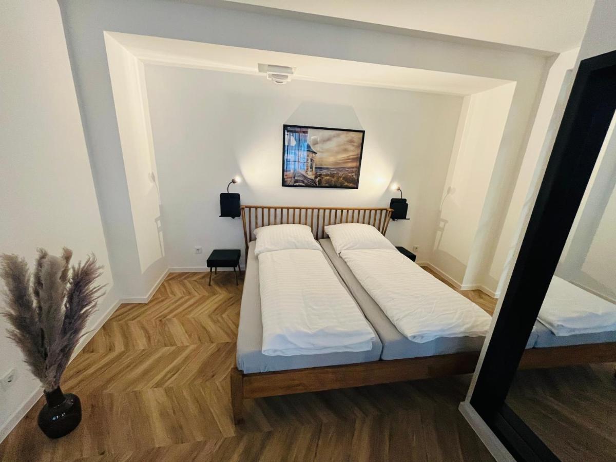 Ferienwohnungen An Der Salvatorkirche - Exklusiv-Apartments Mit Terrasse Coburg Exteriör bild